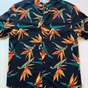 Bold Hawaiian Plants Button Down Short Sleeve